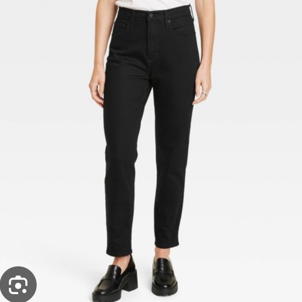 🖤✔️NWT HIGH RISE STRAIGHT JEAN